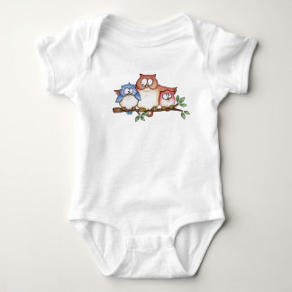 Uggla-familjen Tee