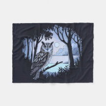 Uggla i Forest Clearing Fleece Blanket