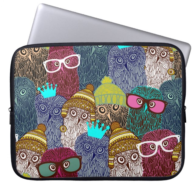 Uggla i krona laptop fodral (Framsidan)