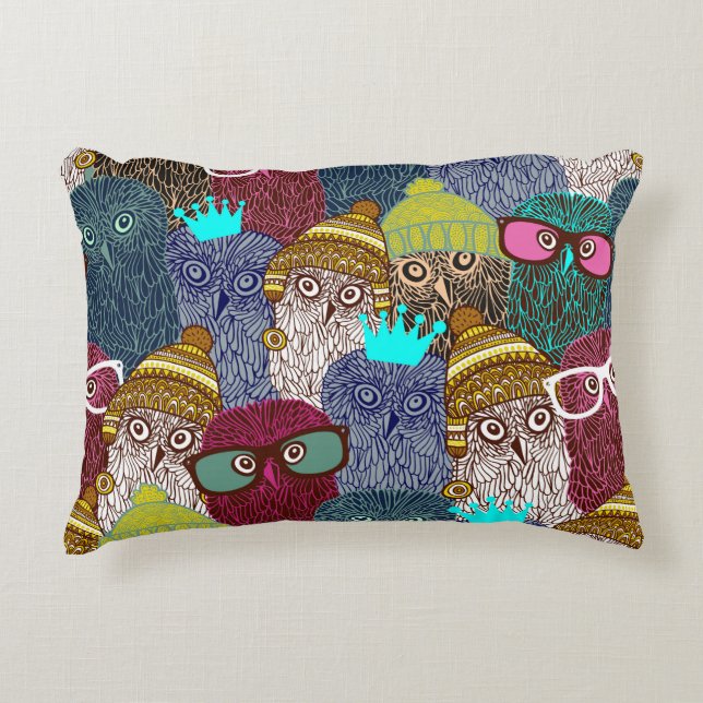 UGGLA i KRONA Prydnadskudde (Framsidan)