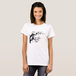 Uggla i trädkvinna en skjorta för T Tee Shirt