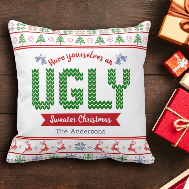 Uggla Julsötare Tacky Nordic Red Grönt Sticka Kudde (Skapare uppladdad)