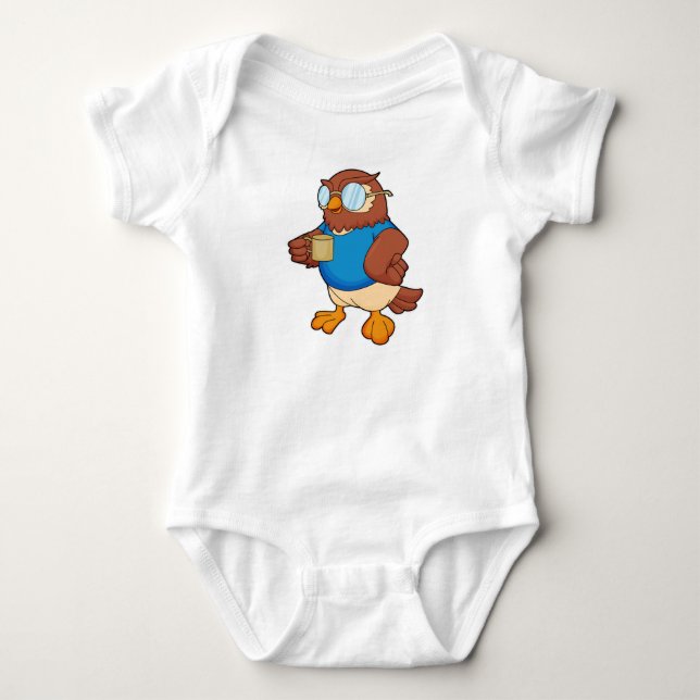 Uggla med kaffemugg t shirt (Framsida)
