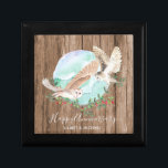 Uggla Personlig Minnesask<br><div class="desc">Uggla Spirit Guides - Vänner Familjegåvor i Par Uggla representerar visdom i de flesta kulturer, och i många anses de ha profetia. De är också knutna till häxkonst, pagans, Wicca och häxor. I det antika Greklands mytologi, Athena, hedrade Wisdomens gudinna uggla genom att skapar dem hennes favoritfåglar. Uggla var som...</div>