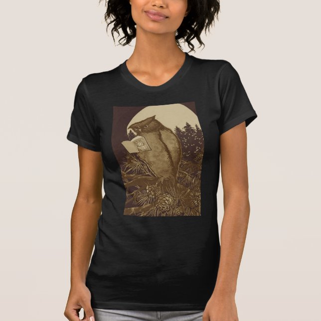 Uggla Reading by Moonlight T-shirt (Framsida)