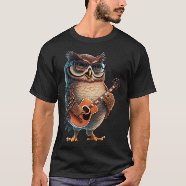 Uggla som spelar upp el Guitar Animal Uggla Guitar T Shirt (Framsida)