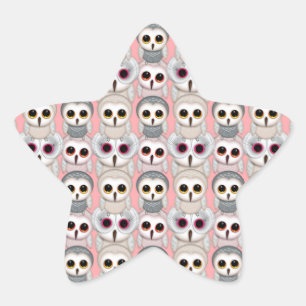 Uggla spädbarn på rosa mönster stjärnformat klistermärke