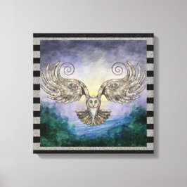 Uggla under flygning över Gräs-skogen vid gryninge Canvastryck