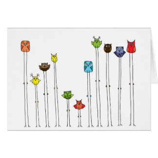 Ugglor i multifärgader hälsningskort