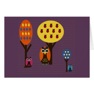 Ugglor och träd hälsningskort