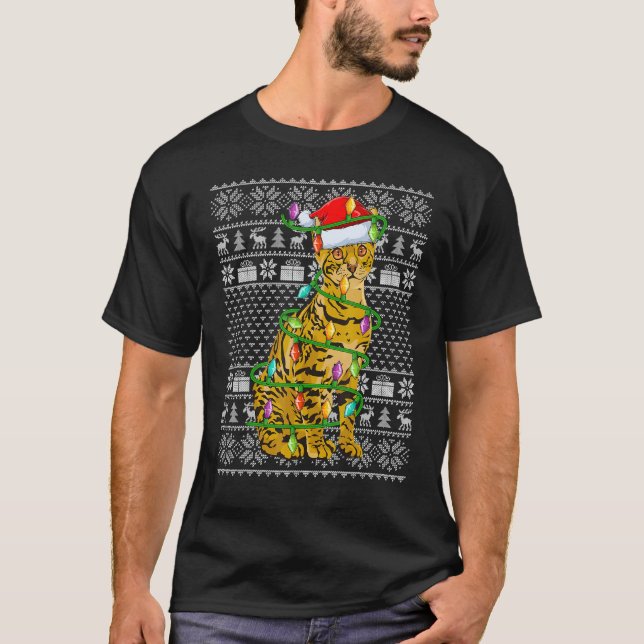 Ugly Sweater Style Xmas Lights Santa Bengal Cat Ch T Shirt (Framsida)