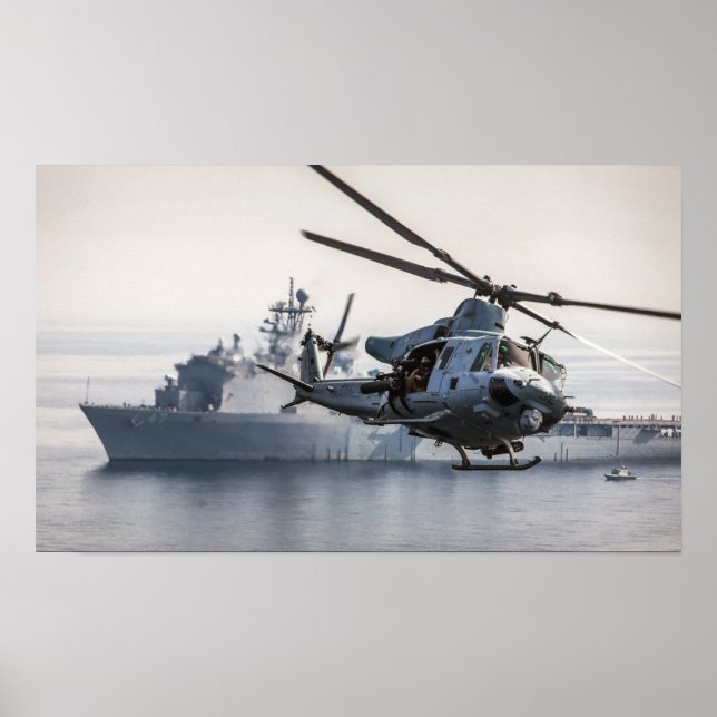 UH-1N Twin Huey Helicopter Poster (Framsidan)