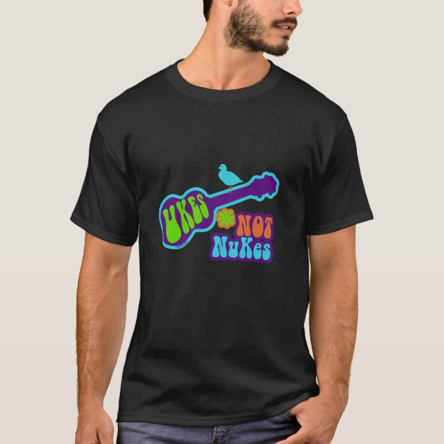 Ukes Not Nukes T Shirt (Framsida)