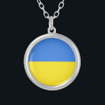 Ukraina Flagga Freedom Silverpläterat Halsband<br><div class="desc">Ukrainas Flagga - Frihetsstöd! Låt oss världen till ett bättre ställe - alla tillsammans! En bättre värld börjar - beroende - behöver du också! Du kan överföra till 1 000  Zazzle-produkter. Ändra storlek och flytta eller ta bort och lägg till inslag/text med anpassning till verktyg. Vi står med Ukraina!</div>