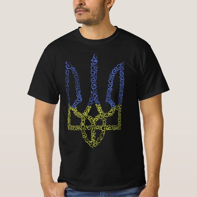 Ukraina jackar arm trident tryzub spiral mönster t shirt (Framsida)