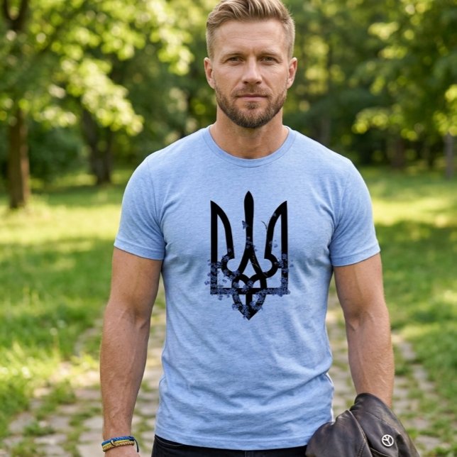UKRAINA. Treudd. Ukrainsk statsvapen. T Shirt (Skapare uppladdad)