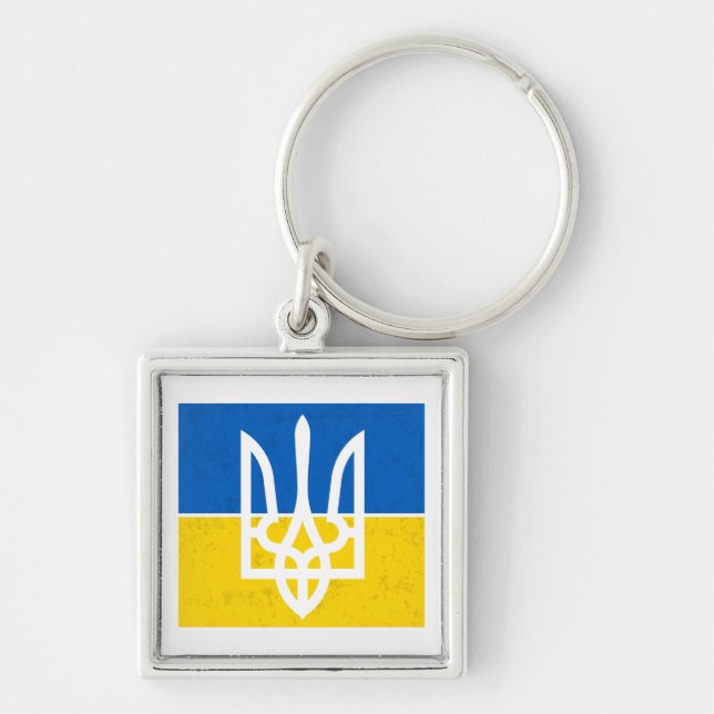 Ukrainas flagga och jackar om arm. Ukraina Fyrkantig Silverfärgad Nyckelring (Framsidan)