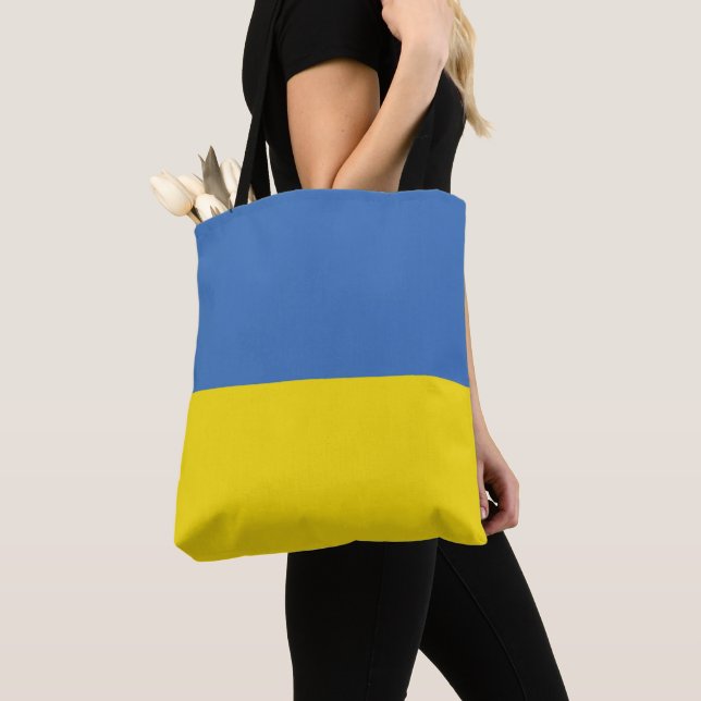 Ukrainas Flagga, ukrainska slava Ukrainini С л а в Tygkasse (Närbild)