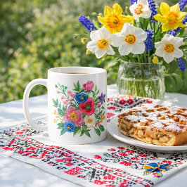 Ukrainsk vushuvanka folkkonst mönster kaffemugg