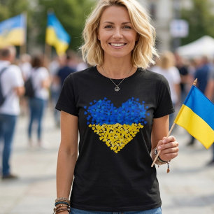 Ukrainska flaggan. Skickar kärlek till Ukraina. St T Shirt