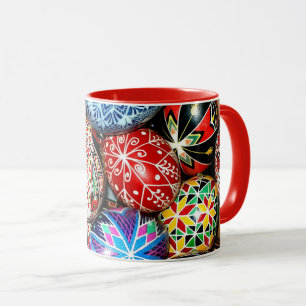 Ukrainska påskägg, utsmyckade och färgglada, mugg
