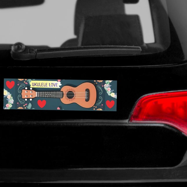 Ukulele Kärlek Hjärtmusikinstrument Blomma Boho Bildekal (A cute bumper sticker for ukulele players, picturing a ukulele with hippie flowers ad hearts)