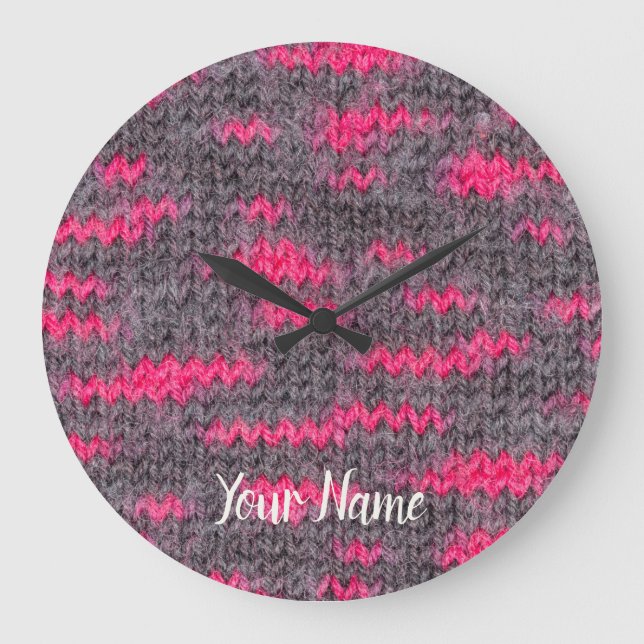 Ullstruktur i sticka med rosa och grått färg stor klocka (Framsida)