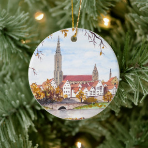 Ulm Cathedral in Tyskland by Farida Greenfield Julgransprydnad Keramik