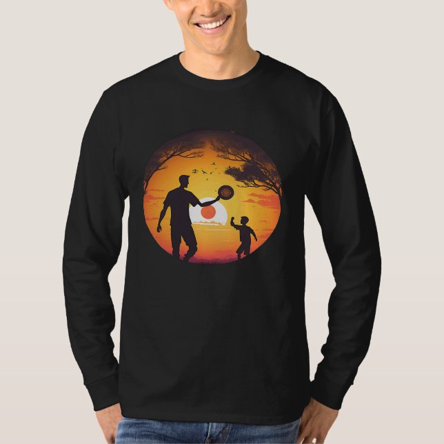 Ultimate Frisbee Fans Father and Son Playing Frisb T Shirt (Framsida)