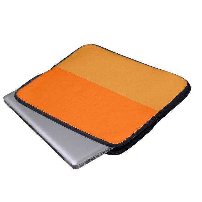 Ultimate Orange Neoprene Laptop Fodral (Framre botten)