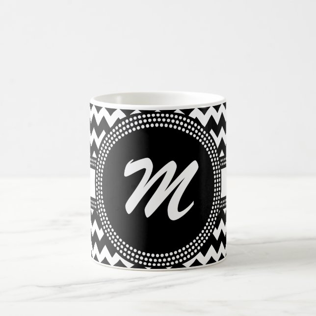 Ultra chic svartvit sicksacksparreMonogram Kaffemugg (Center)