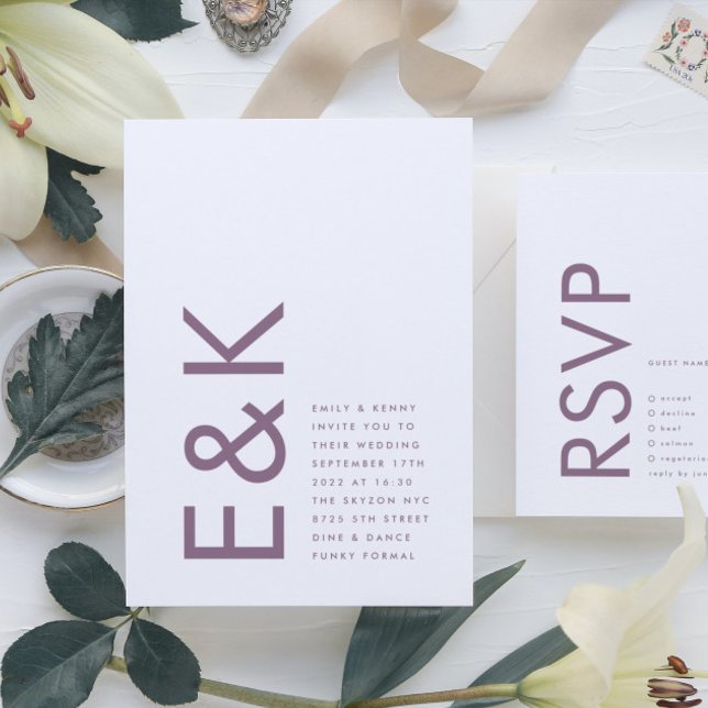 Ultra Lila och Vit Modern Fet Stor Monogram Inbjudningar (Invitation showcasing suite - additional items (bought separately))