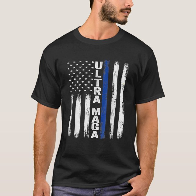 Ultra MAGA 2024 Funny Pro Trump Maga Toppen Flagga T Shirt (Framsida)