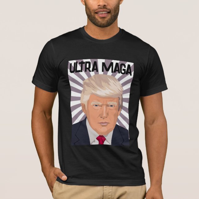 ULTRA MAGA DONALD TRUMP 2024 T-Shirt (Framsida)