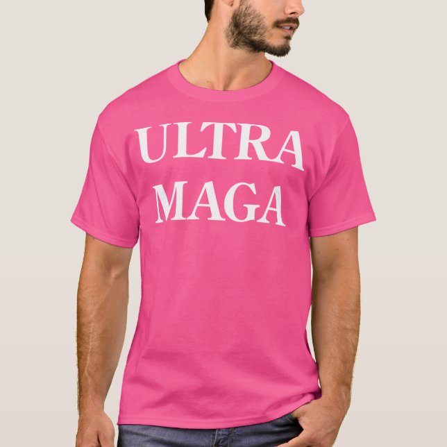 Ultra Maga (vit text) T Shirt (Framsida)