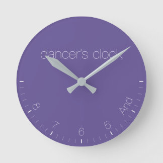 Ultra Violet 2018 Pantone Dancer's Clock Rund Klocka