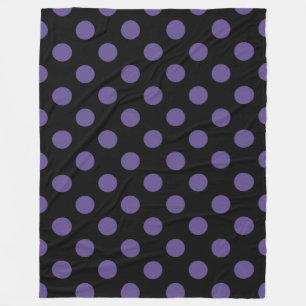 Ultra violet polka dots på svart fleecefilt