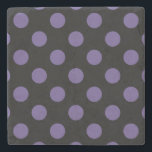 Ultra violet polka dots på svart underlägg sten<br><div class="desc">Pantones färg år 2018 är ultraviolett.</div>