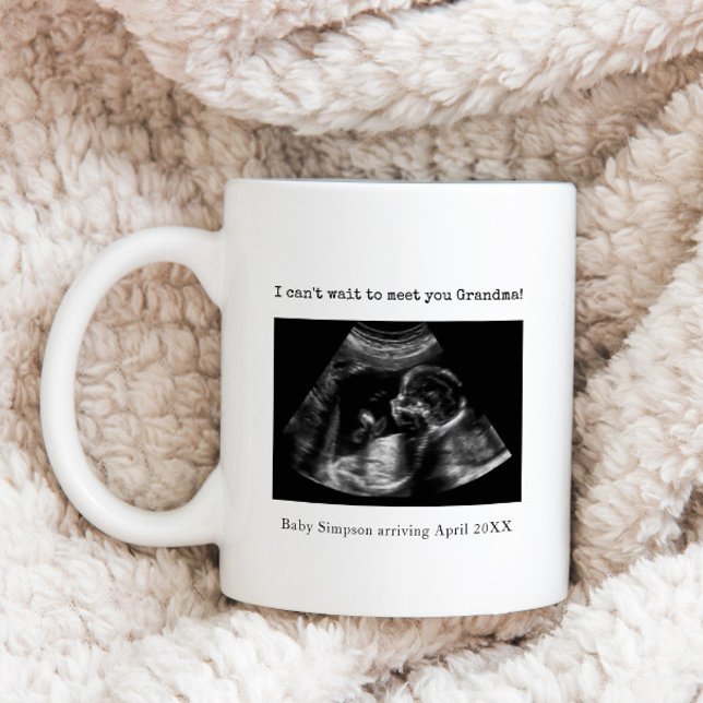 Ultraljudsmeddelande om Gravid Morma som ska Kaffemugg (Skapare uppladdad)