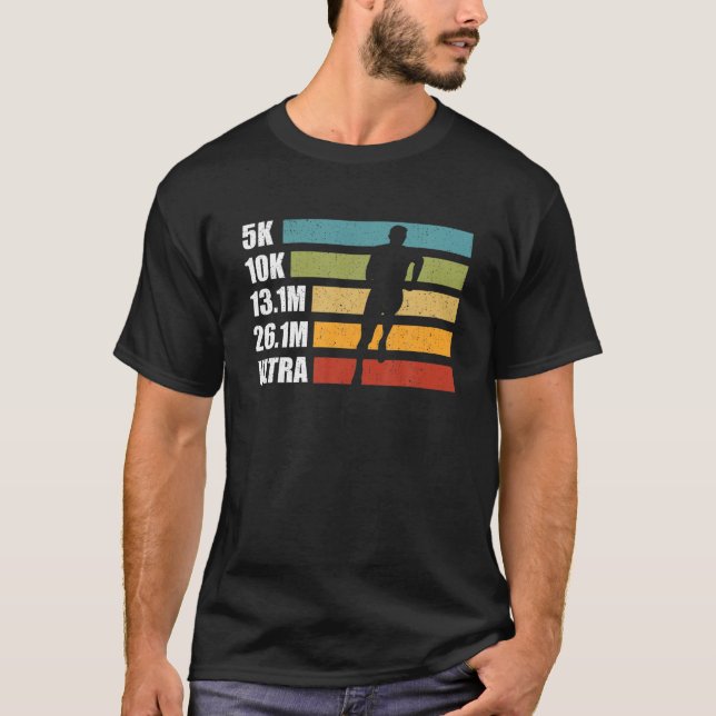 Ultramaraton Avstånd Ultra Springer  T Shirt (Framsida)