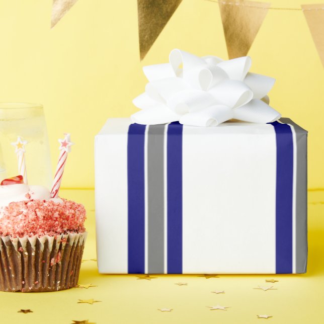 Ultramarine Blue och Grått Stripe Wrapped Papper Presentpapper (Födelsedagsfest)