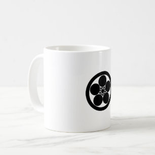 Umebachi-stil japansk plommon i en cirkel kaffemugg