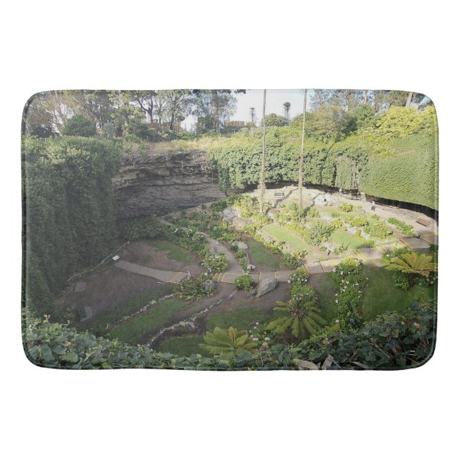 Umpherston Sinkhole Gömt Sanctuary Badrumsmatta (Framsidan)