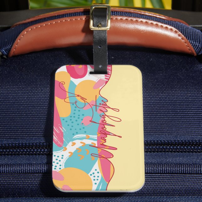 Unapologetic Bold Feminine Statement Bagagebricka (Framsida Insitu 2)