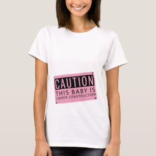 Under byggnad Moderskap T-Shirt