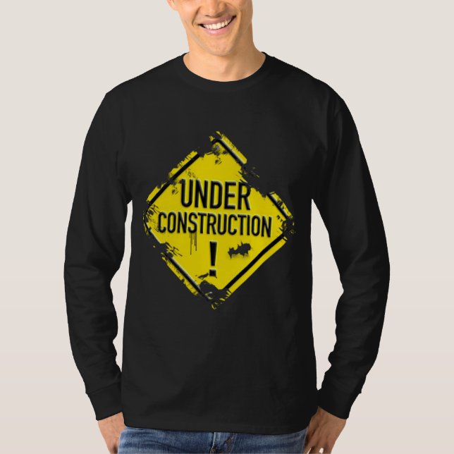 UNDER CONSTRUCTION T-SHIRT (Framsida)