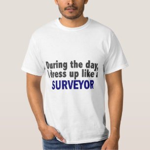 Under dagen klär jag upp något liknande en tee shirt