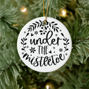 Under den moderna konstleten julgransprydnad keramik