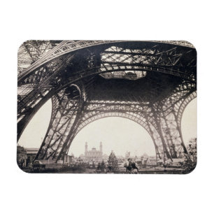 Under det Eiffel torn innan att stiga från "L Magnet