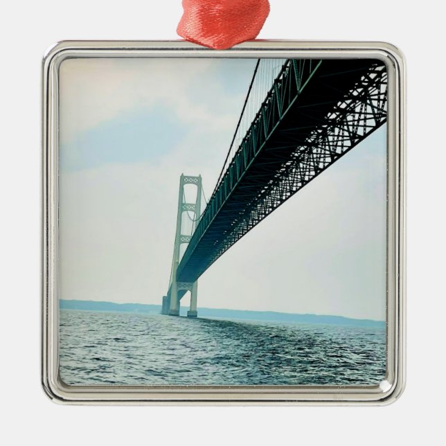 Under Mackinac Bridge Ceramic Ornament (Framsidan)